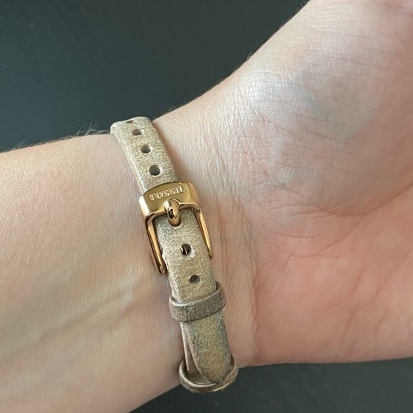 Fossil Watch - Picture 6 of 7